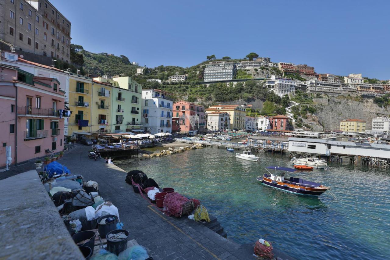 Happy Flat On The Sea Apartment Sorrento Exterior foto