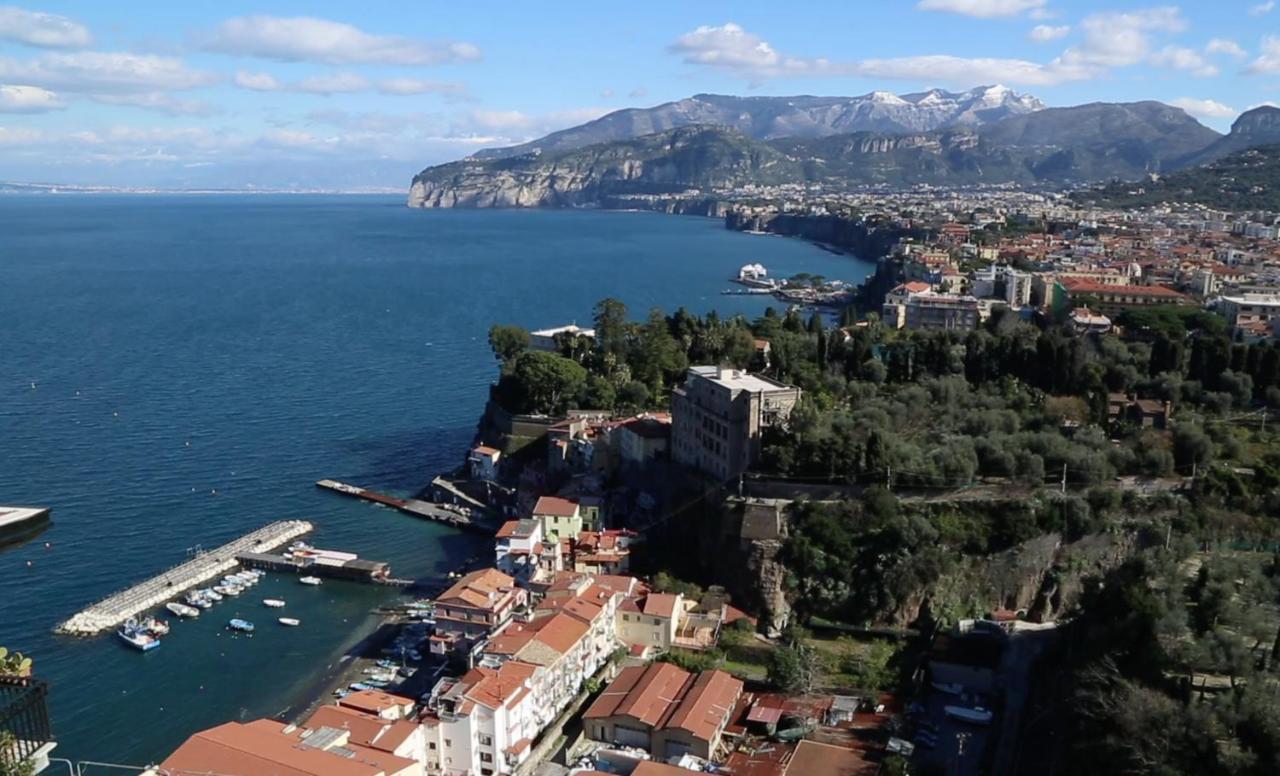 Happy Flat On The Sea Apartment Sorrento Exterior foto