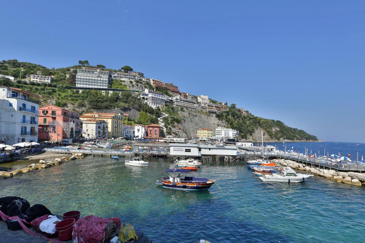Happy Flat On The Sea Apartment Sorrento Exterior foto